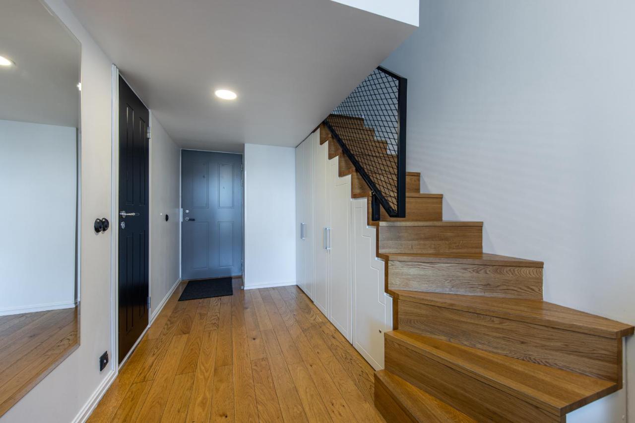 Two-Story Loft Apartments 15 Tallinn Bagian luar foto