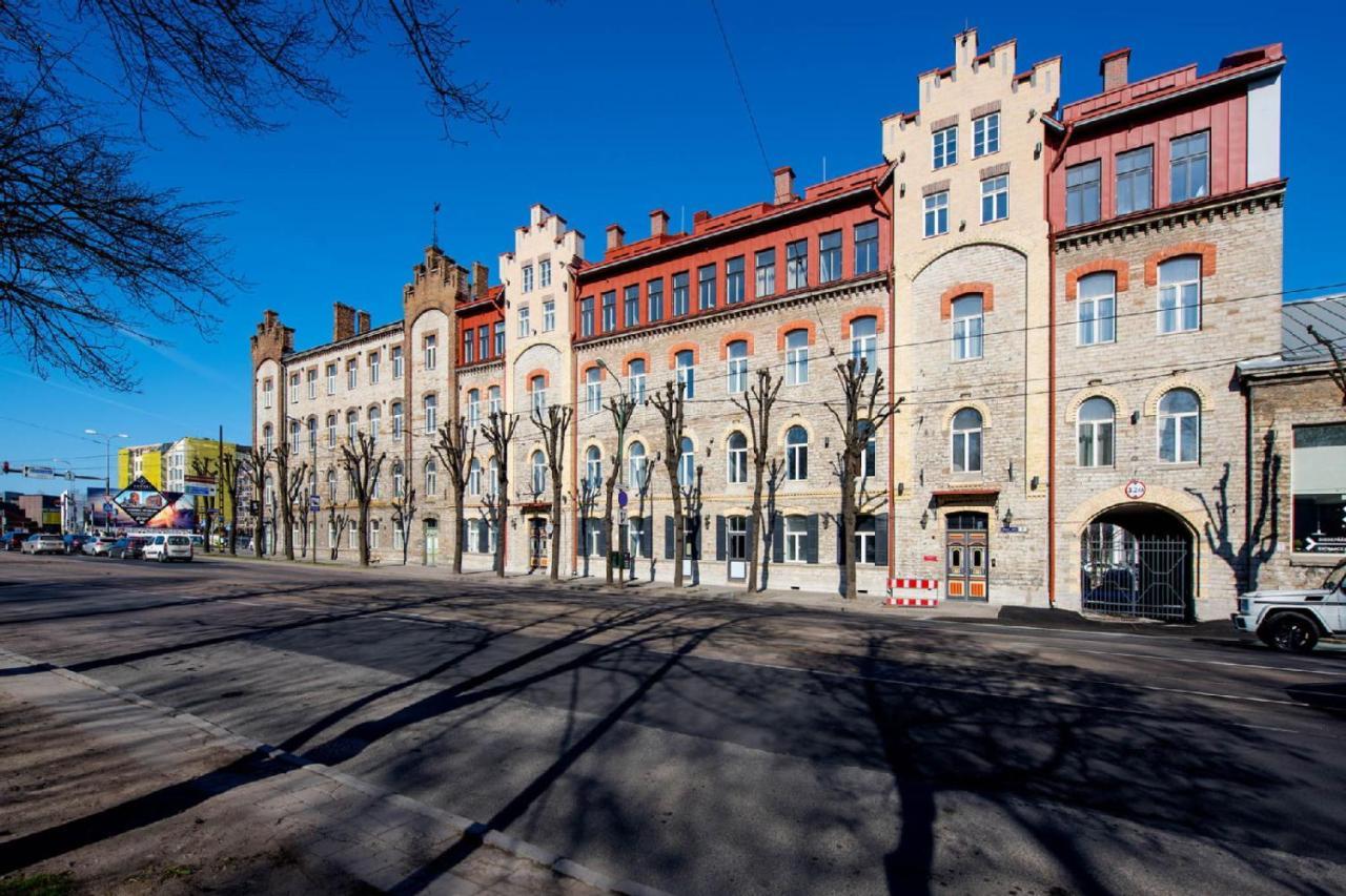 Two-Story Loft Apartments 15 Tallinn Bagian luar foto
